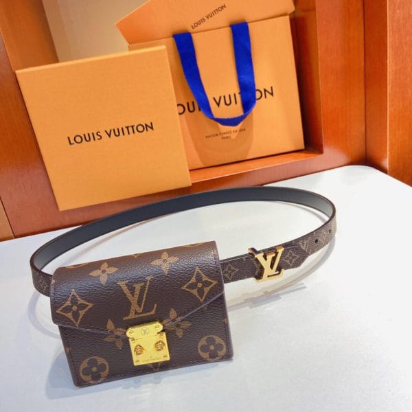 LV Belt with the Bag 62075