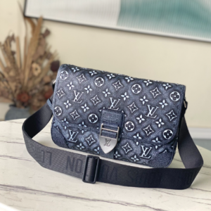 Louis Vuitton Archy Medium Messenger Bag 94784
