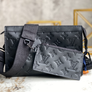 Louis Vuitton Two-Piece Men's Alpha Wearable Wallet 43923