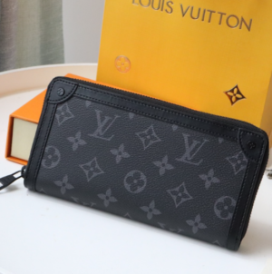 Louis Vuitton Men's Soft Trunk Bag - Black 94693