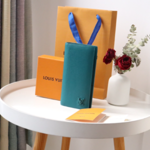 Louis Vuitton New Aerogram Brazza Wallet - Blue 95467