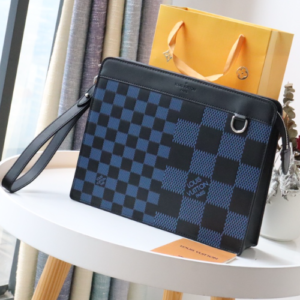 Louis Vuitton Standing Clutch Bag - Blue 99387