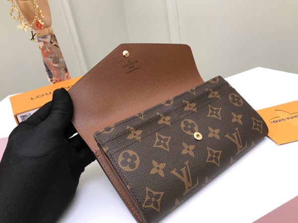 Louis Vuitton Envelope-Style Wallet –  Presbyopia 98373 - Image 4