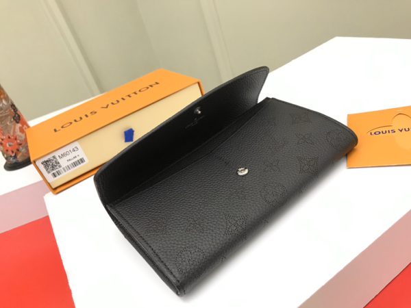 Louis Vuitton Zipper Coin Pocket Wallet - Black 99296 - Image 3