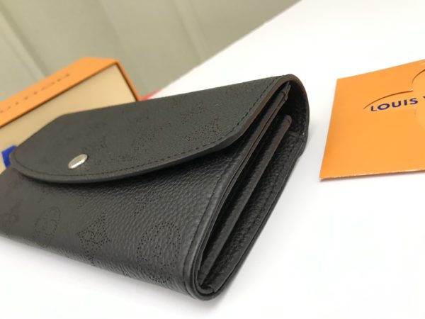 Louis Vuitton Zipper Coin Pocket Wallet - Black 99296 - Image 5