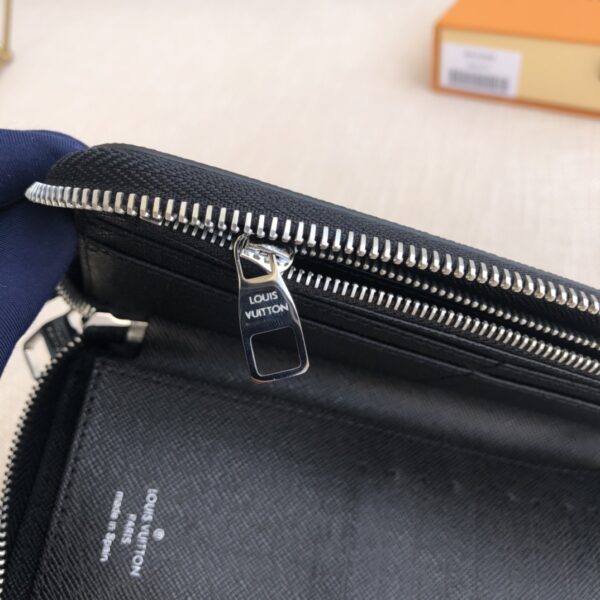 Louis Vuitton Men's Vertical Zip Wallet - Blue 42239 - Image 2