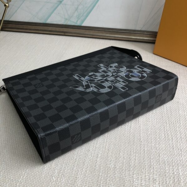 Louis Vuitton Pochette Voyage Medium Handbag - Black 77479 - Image 3