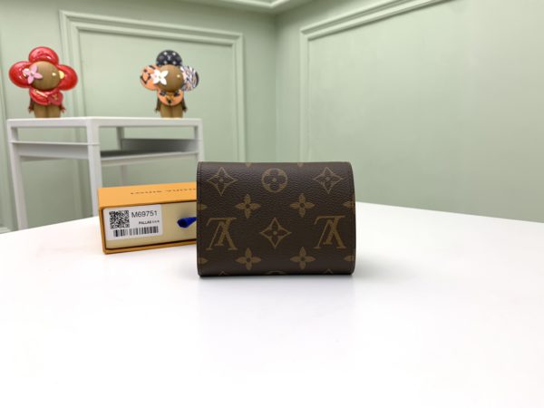Louis Vuitton Christmas Victorine Wallet 26559 - Image 2