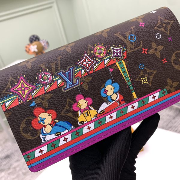Louis Vuitton Christmas Limited Edition Sarah Wallet 54453 - Image 5