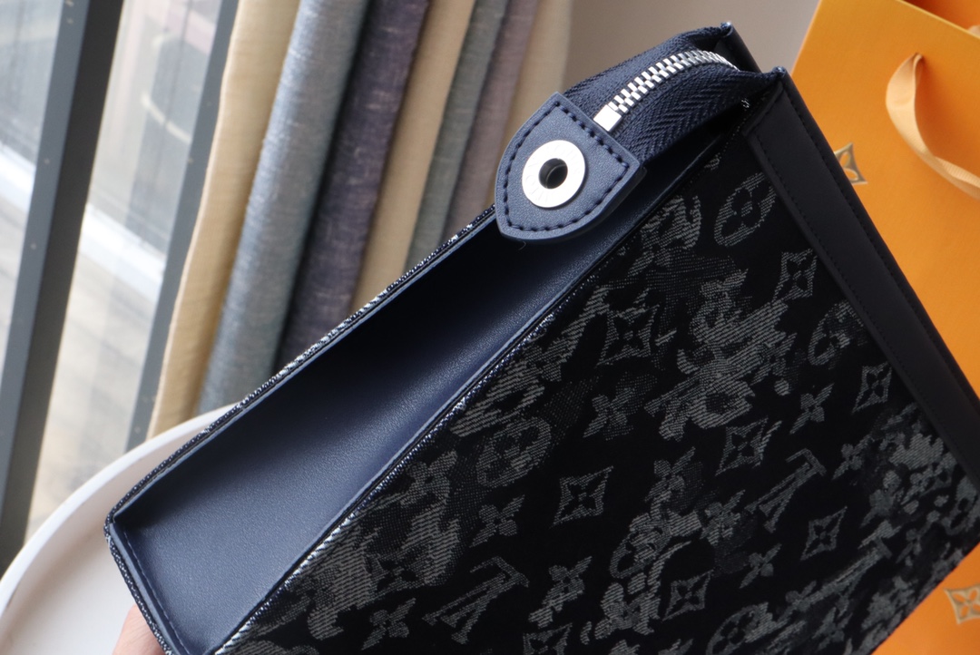 Louis Vuitton Pochette Voyage Brazza Wallet - Black 83880 - Image 3