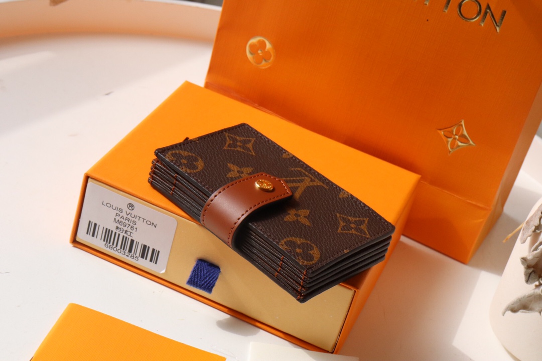Louis Vuitton New Card Holder - Brown 37969 - Image 5