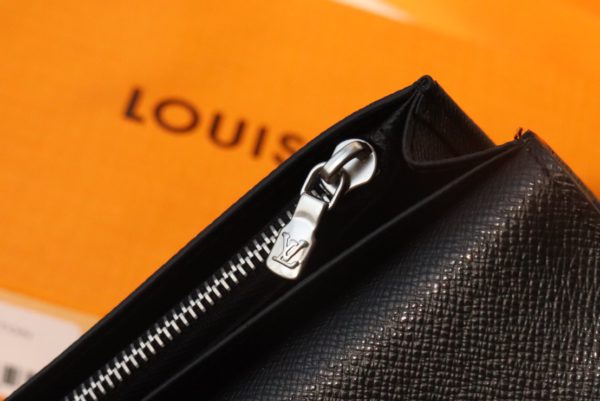 Louis Vuitton BRAZZA Wallet 35079 - Image 2