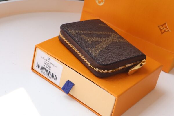 Louis Vuitton Monogram Giant Printed Canvas Zipper Coin Purse 97498 - Image 4