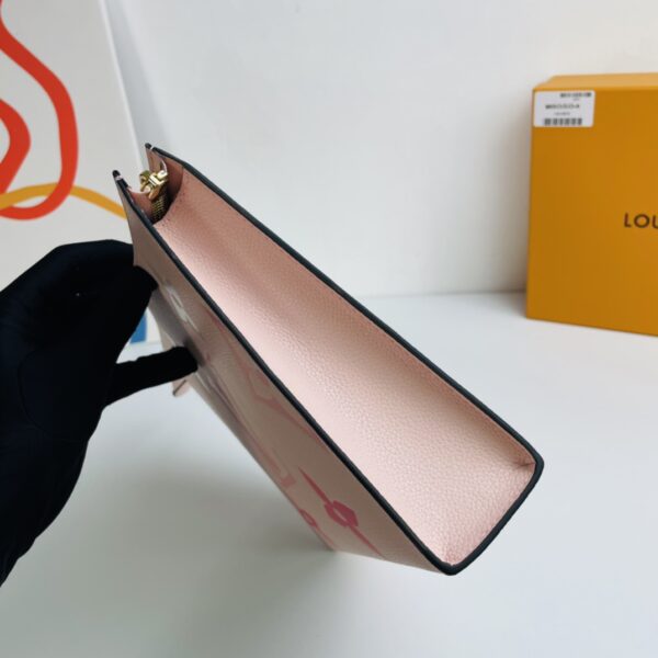 Louis Vuitton By The Pool Toilet Bag - Pink 71177 - Image 4