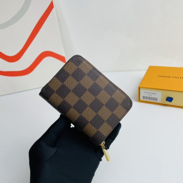 Louis Vuitton Zipped Coin Purse - Brown 36506 - Image 5