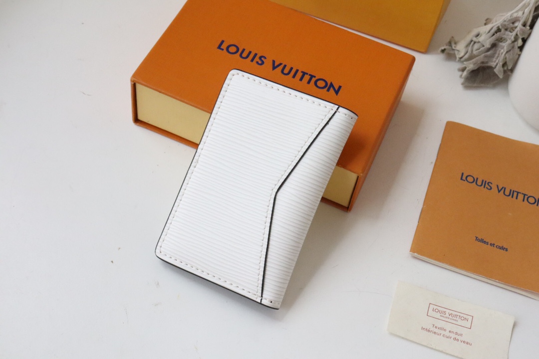 Louis Vuitton Pocket Universal Wallet - White 54138 - Image 4
