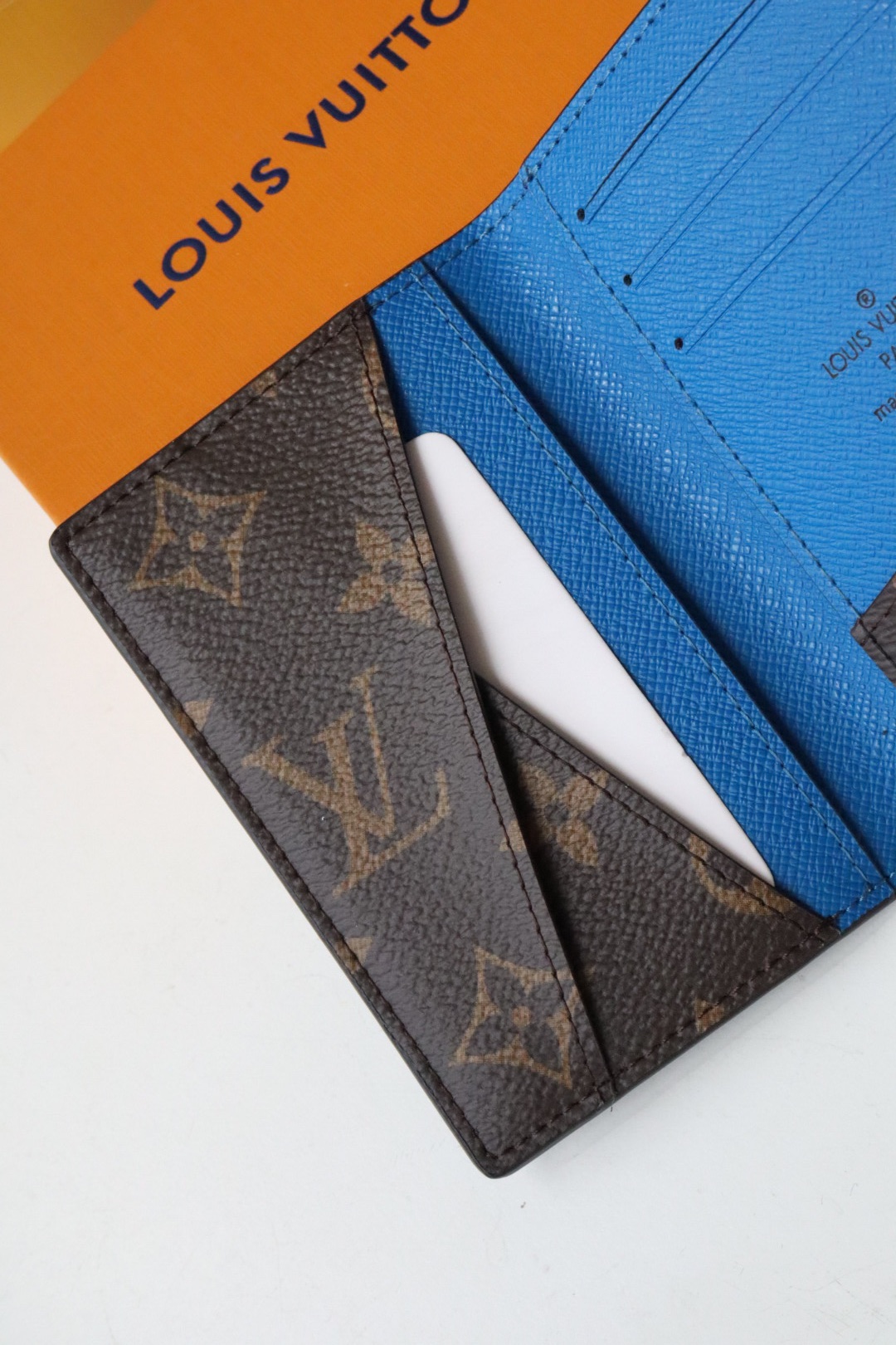 Louis Vuitton Pocket Organizer Blurry Monogram Wallet - Blue 92723 - Image 3