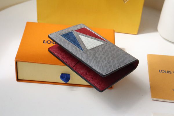 Louis Vuitton Pocket Wallet - Gray 96307 - Image 4