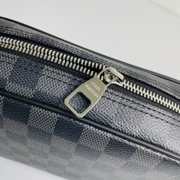 Louis Vuitton Damier Graphite Practical Toiletry Bag 27008 - Image 5