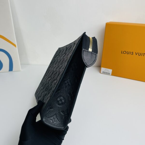 Louis Vuitton Pochette Voyage Medium Handbag - Black 24812 - Image 4