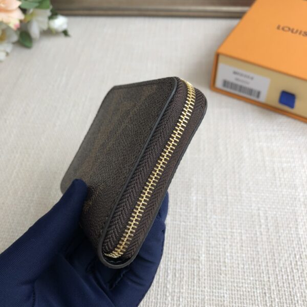 Louis Vuitton Monogram Giant Zipper Coin Purse 63817 - Image 4