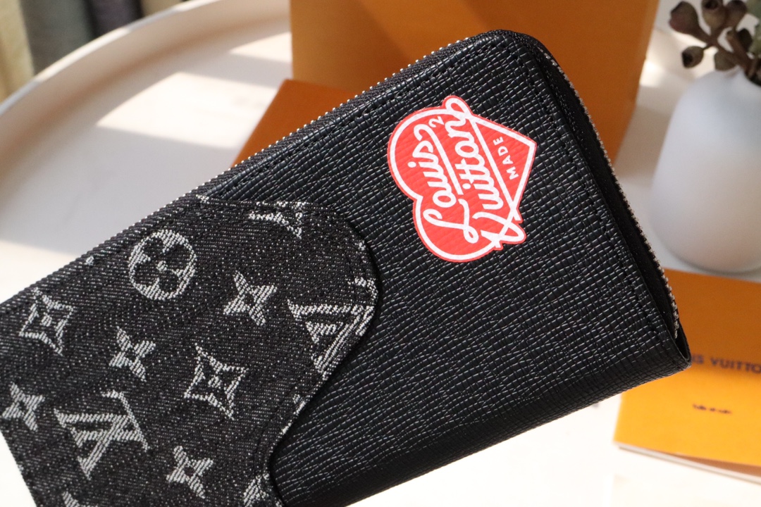 Louis Vuitton New Zippy Vertical Wallet - Black 35631 - Image 4