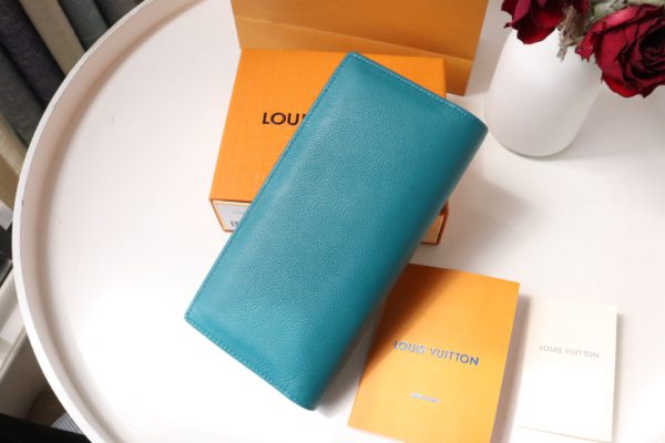Louis Vuitton New Aerogram Brazza Wallet - Blue 95467 - Image 5