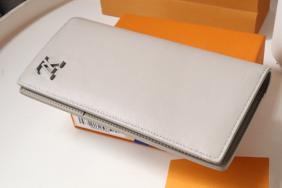 Louis Vuitton New Aerogram Brazza Wallet - Gray 27017 - Image 4