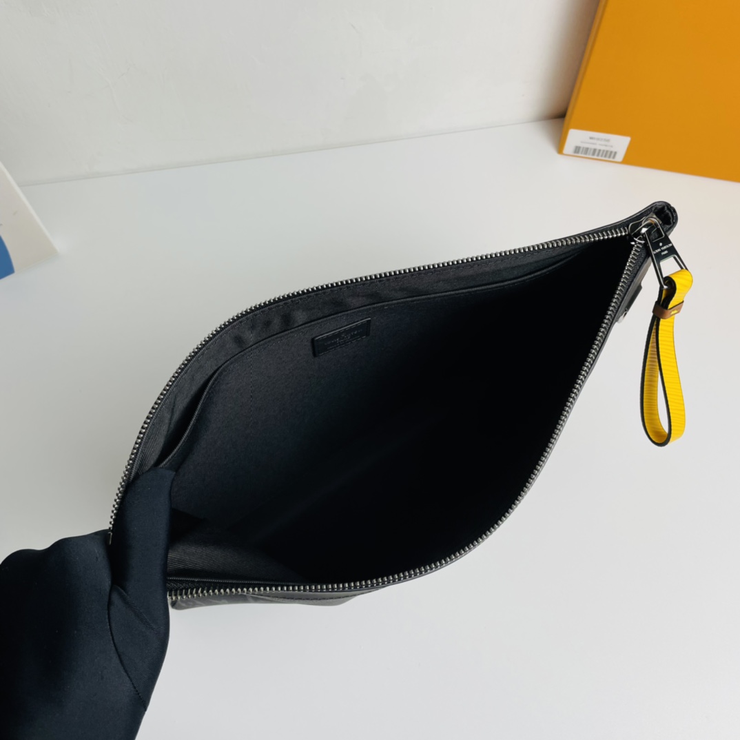 Louis Vuitton Pochette Discovery Tote Bag 45899 - Image 3