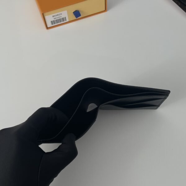 Louis Vuitton Aerogram Multiple Wallet - Black 96677 - Image 2