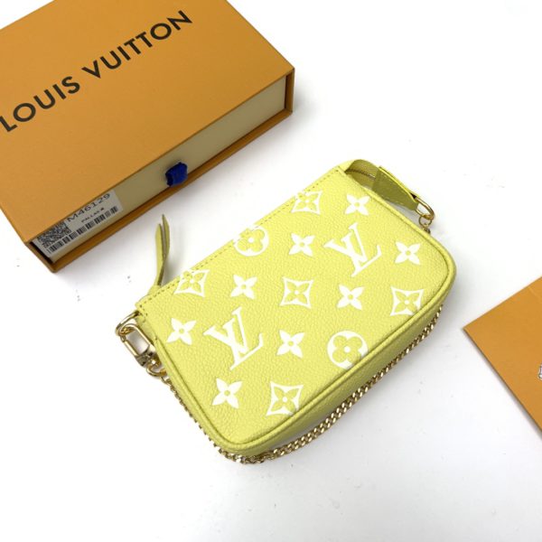 Louis Vuitton Mother's Day special Mini Pochette Accessoires Clutch 25389 - Image 5