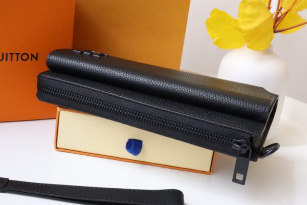Louis Vuitton Aerogram Long Wallet - Black 42657 - Image 4
