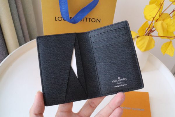 Louis Vuitton Multi-Purpose Wallet - Gray 67470 - Image 3