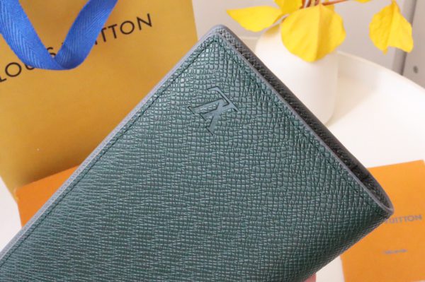 Louis Vuitton Brazza Wallet - Green 98210 - Image 3