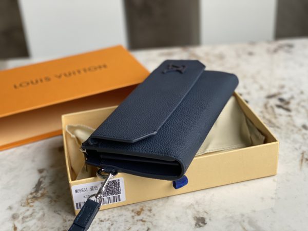 Louis Vuitton Aerogram Long Wallet - Blue 93509 - Image 5