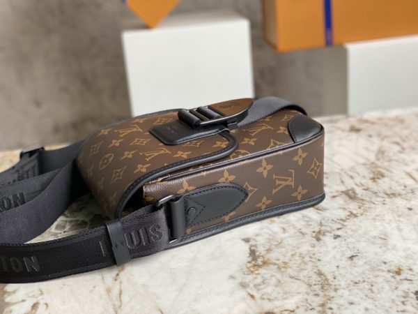 Louis Vuitton Archy Messenger PM Men's Bag - Brown 55587 - Image 5