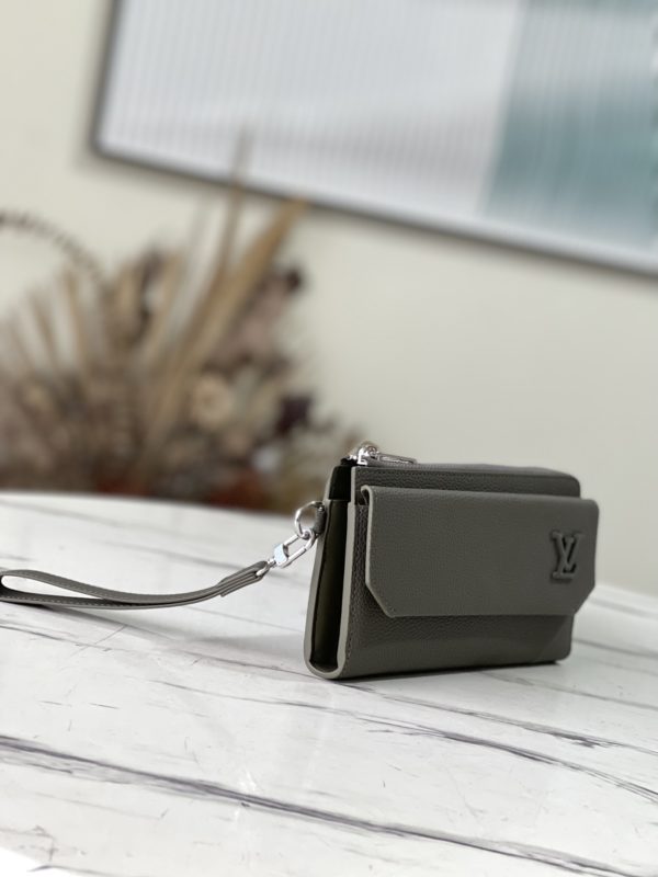 Louis Vuitton Aerogram Long Wallet - Army Green 70475 - Image 5