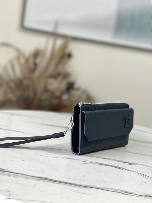 Louis Vuitton Aerogram Long Wallet - Blue 76996 - Image 2