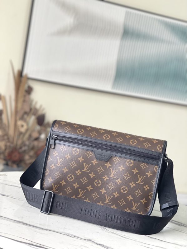 Louis Vuitton ARCHY Medium Messenger Bag 49385 - Image 4
