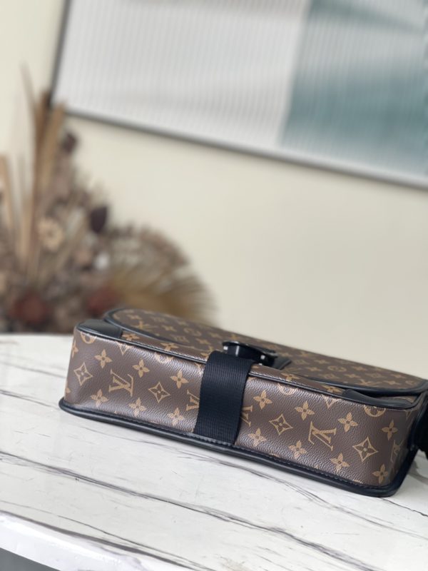 Louis Vuitton ARCHY Medium Messenger Bag 49385 - Image 3