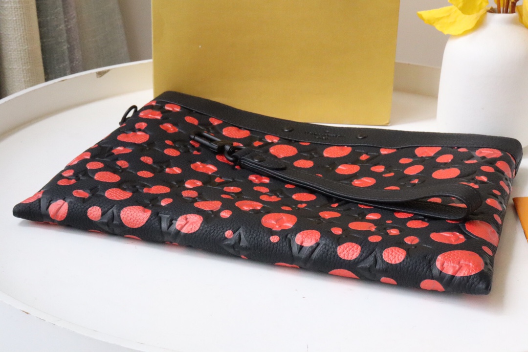 Louis Vuitton New Pochette To-Go Clutch Bag - Black/Red 64221 - Image 3