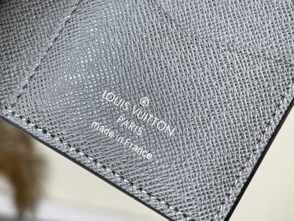 Louis Vuitton Cross Pattern Green Pocket Wallet 36731 - Image 4