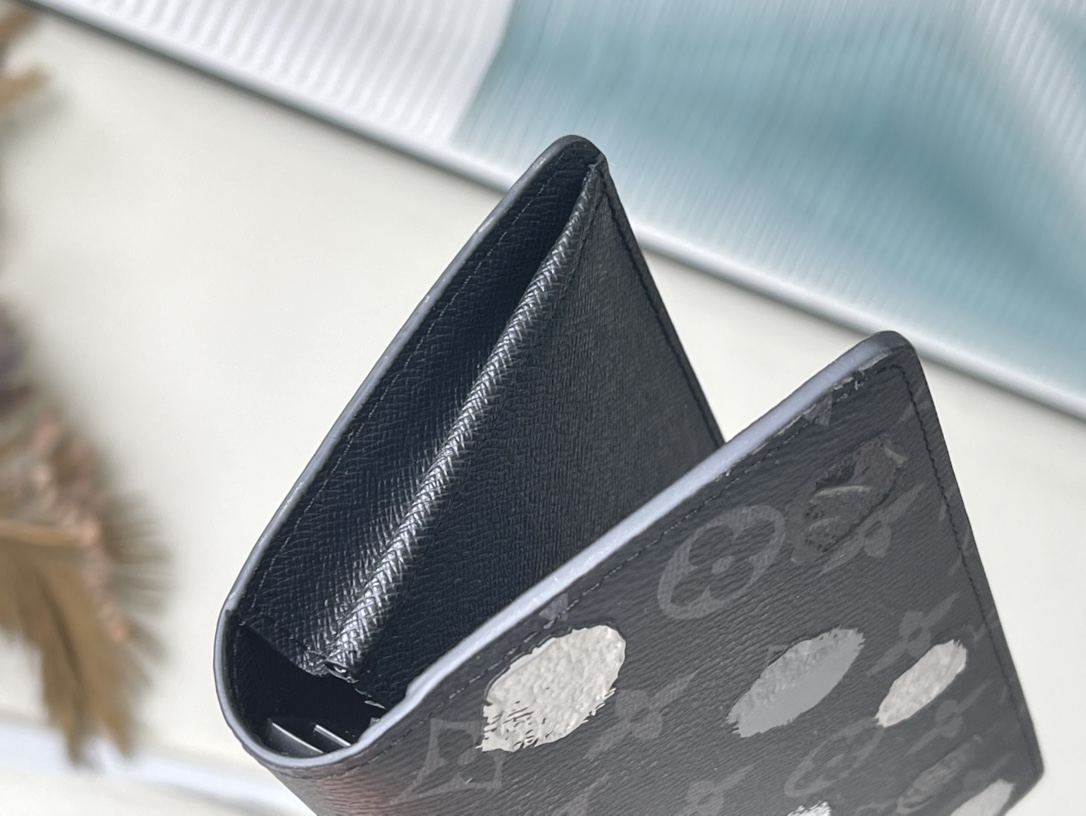 Louis Vuitton Polka Dot LVxYK Brazza Wallet 42346 - Image 8