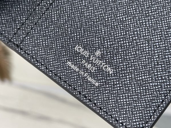 Louis Vuitton Green Suit Clip Wallet 44876 - Image 6