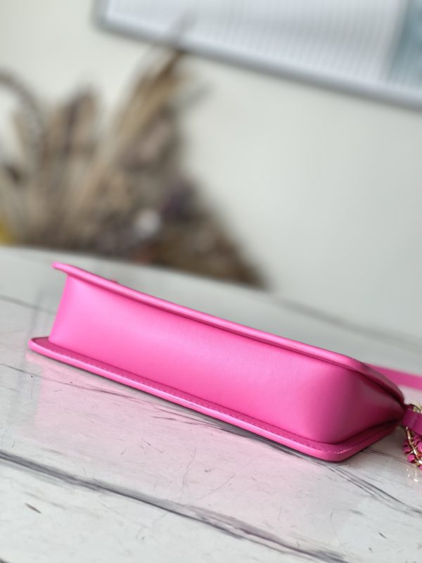 Louis Vuitton VAVIN Chain Wallet - Rose Red 32013 - Image 3