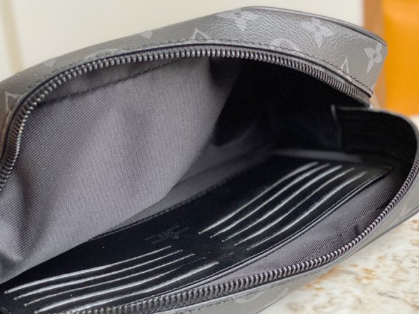 Louis Vuitton POCHETTE KASAI Clutch Bag for Men 26448 - Image 2