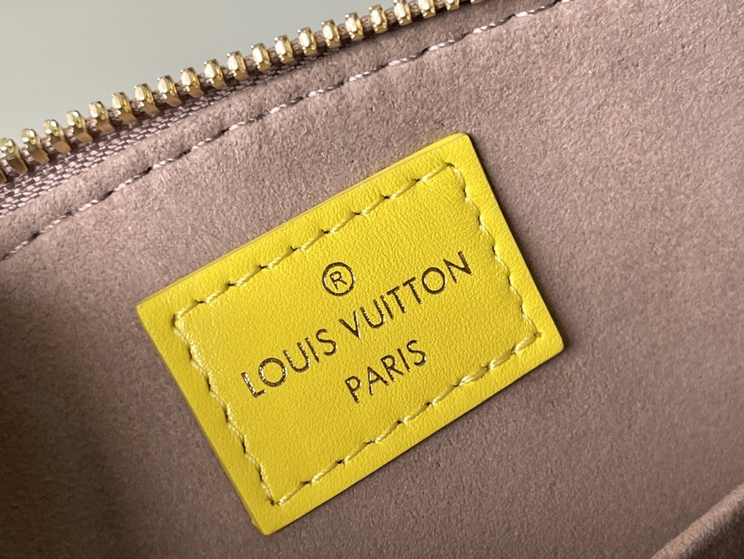 Louis Vuitton Alma BB HandBag 38905 - Image 3