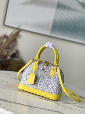 Louis Vuitton Alma BB HandBag 38905