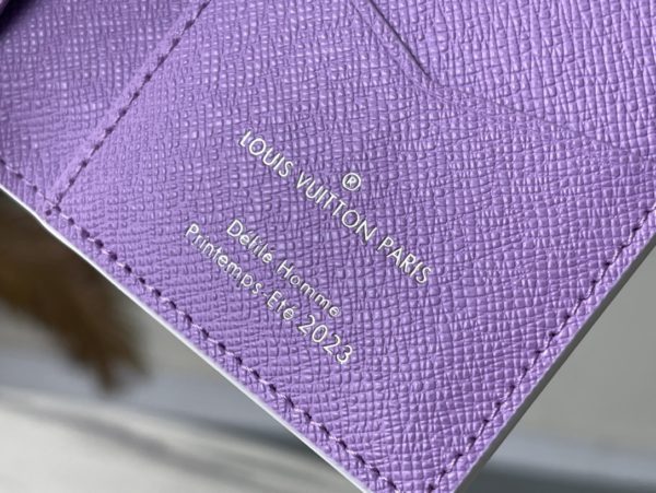 Louis Vuitton Monogram Comics Pocket Wallet 92439 - Image 9