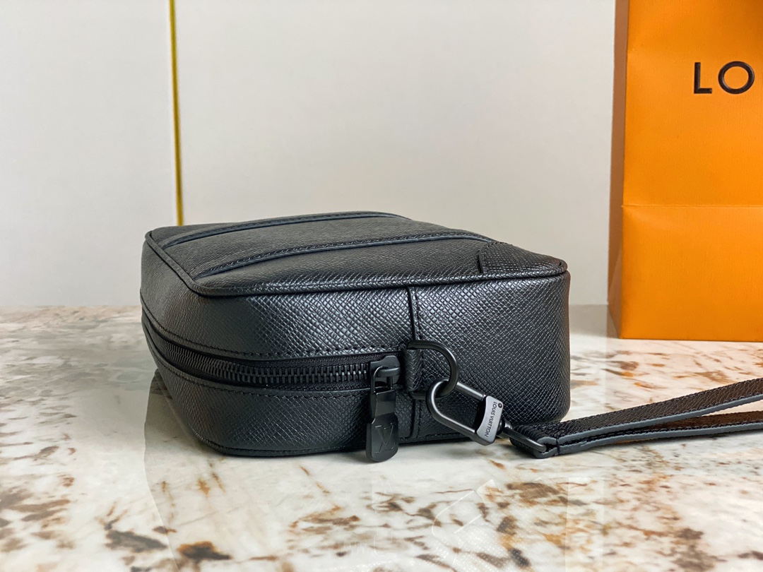 Louis Vuitton POCHETTE KASAI Clutch - Black 10538 - Image 4